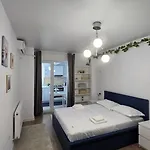Luxury Cozy At Address Bukarest