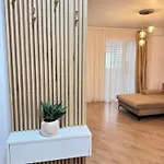 Luxury Cozy At Address * Bukarest