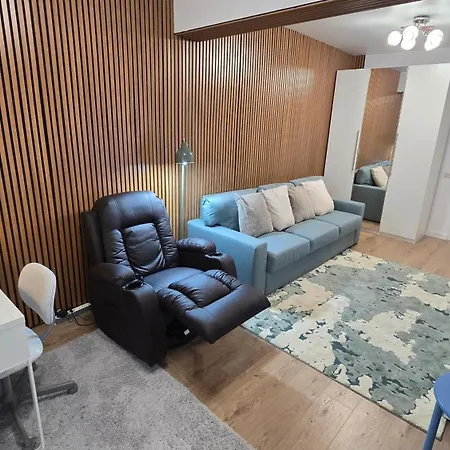 Lejlighed Luxury Cozy At Address Bukarest