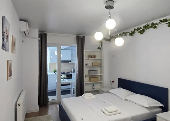 Luxury Cozy At Address 布加勒斯特