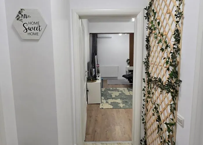 Luxury Cozy At Address