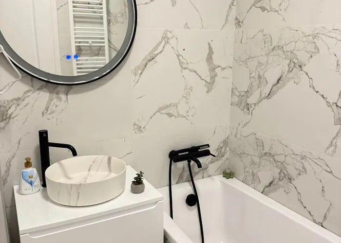 Apartment Luxury Cozy At Address