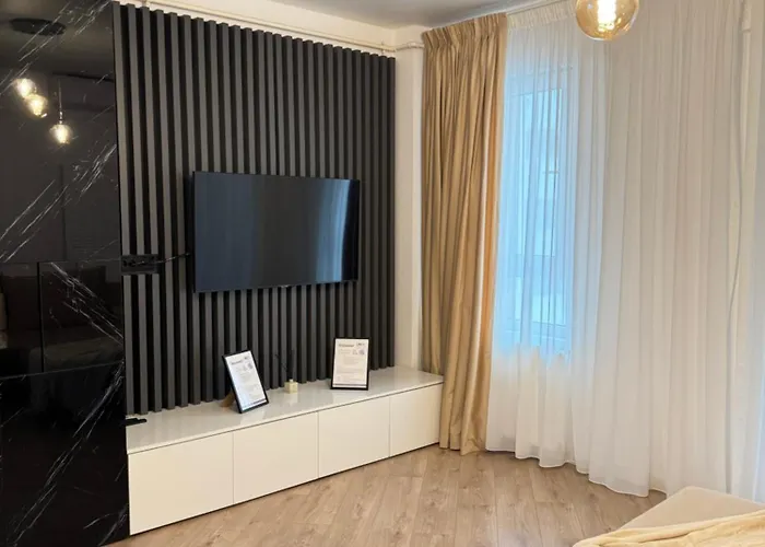 Apartment Luxury Cozy At Address